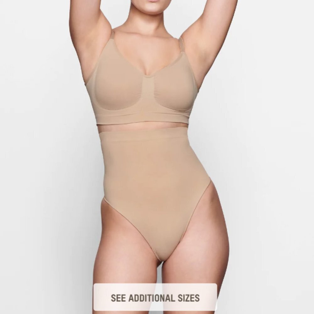 SKIMS High Waisted Bonded Thong